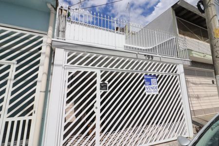 Casa à venda com 145m², 2 quartos e 1 vagaFachada