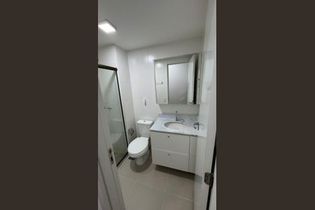 Apartamento à venda com 69m², 2 quartos e 1 vagaBanheiro 1