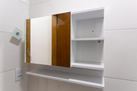 Apartamento para alugar com 39m², 2 quartos e sem vaga Apartamento para alugar com 39m², 2 quartos e sem vagaBanheiro
