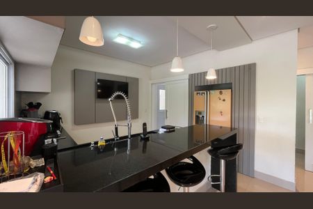 Casa de condomínio para alugar com 350m², 4 quartos e 4 vagasCozinha