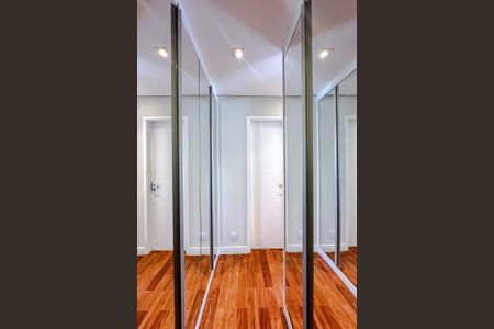 Apartamento à venda com 116m², 3 quartos e 2 vagas Apartamento à venda com 116m², 3 quartos e 2 vagasQuarto 1 - Suíte