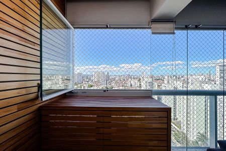 Apartamento à venda com 116m², 3 quartos e 2 vagas Apartamento à venda com 116m², 3 quartos e 2 vagasVista da Suíte 2