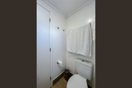 Apartamento à venda com 116m², 3 quartos e 2 vagas Apartamento à venda com 116m², 3 quartos e 2 vagasBanheiro da Suíte