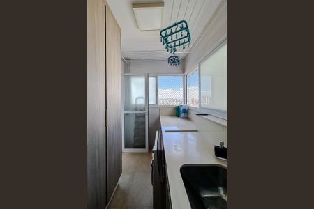 Apartamento à venda com 116m², 3 quartos e 2 vagas Apartamento à venda com 116m², 3 quartos e 2 vagasÁrea de Serviço