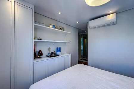 Apartamento à venda com 116m², 3 quartos e 2 vagas Apartamento à venda com 116m², 3 quartos e 2 vagasQuarto 1 - Suíte