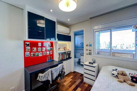 Apartamento à venda com 116m², 3 quartos e 2 vagas Apartamento à venda com 116m², 3 quartos e 2 vagasQuarto 2 - Suíte