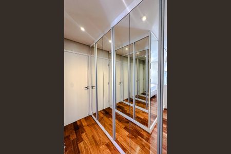 Apartamento à venda com 116m², 3 quartos e 2 vagas Apartamento à venda com 116m², 3 quartos e 2 vagasQuarto 1 - Suíte