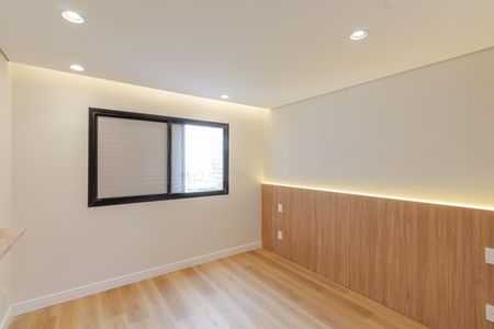 Apartamento à venda com 77m², 2 quartos e 1 vaga Apartamento à venda com 77m², 2 quartos e 1 vagaSuíte