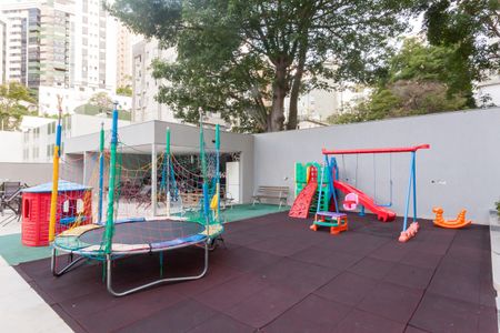 Apartamento à venda com 147m², 4 quartos e 2 vagasÁrea comum - Playground
