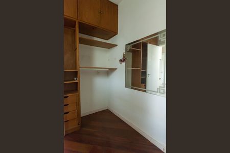 Apartamento à venda com 147m², 4 quartos e 2 vagasQuarto de Serviço
