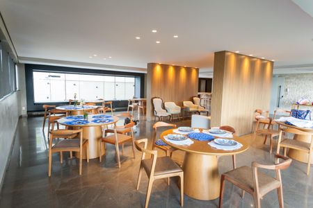 Apartamento à venda com 147m², 4 quartos e 2 vagasÁrea comum - Salão de festas