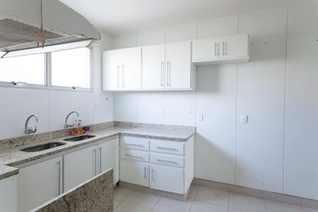 Apartamento à venda com 147m², 4 quartos e 2 vagasCozinha