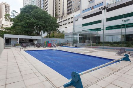 Apartamento à venda com 147m², 4 quartos e 2 vagasÁrea comum - Piscina