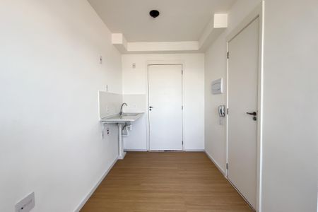 Studio de kitnet/studio para alugar com 1 quarto, 16m² em Vila Pereira Barreto, São Paulo