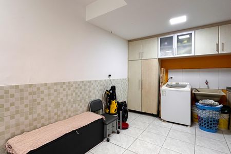 Casa à venda com 112m², 2 quartos e 1 vagaÁrea de Serviço