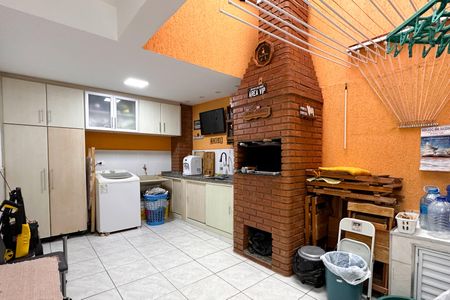 Casa à venda com 112m², 2 quartos e 1 vagaÁrea de Serviço