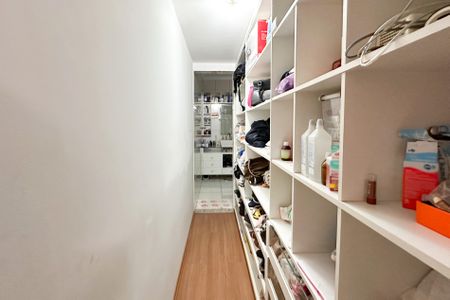 Casa à venda com 112m², 2 quartos e 1 vagaCloset da suíte