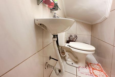 Casa à venda com 112m², 2 quartos e 1 vagaLavabo