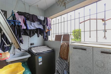 Apartamento à venda com 76m², 2 quartos e 2 vagasÁrea de Serviço