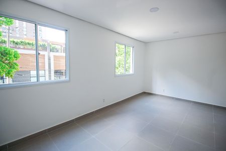 Apartamento para alugar com 40m², 2 quartos e 1 vagaCoworking 