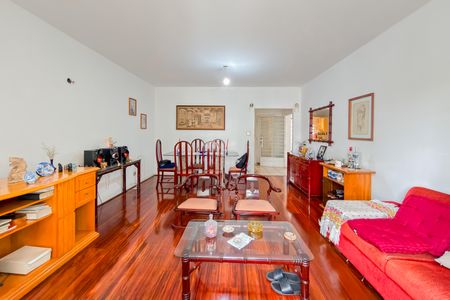 Sala de casa à venda com 3 quartos, 200m² em Vila Mariana, São Paulo