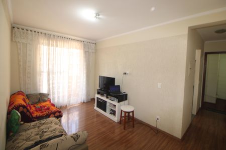 Sala de apartamento para alugar com 2 quartos, 50m² em Vila Santa Maria, São Paulo