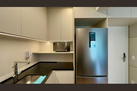 Studio à venda com 33m², 1 quarto e sem vaga Studio à venda com 33m², 1 quarto e sem vagaCozinha