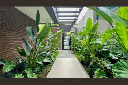 Studio à venda com 33m², 1 quarto e sem vaga Studio à venda com 33m², 1 quarto e sem vagaEntrada