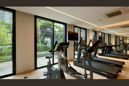 Studio à venda com 33m², 1 quarto e sem vaga Studio à venda com 33m², 1 quarto e sem vagaAcademia