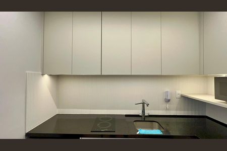 Studio à venda com 33m², 1 quarto e sem vaga Studio à venda com 33m², 1 quarto e sem vagaCozinha