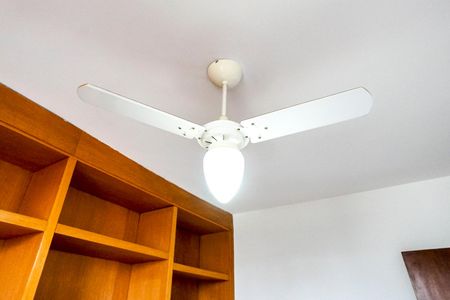 Apartamento à venda com 55m², 2 quartos e 2 vagas Apartamento à venda com 55m², 2 quartos e 2 vagasVentilador de teto