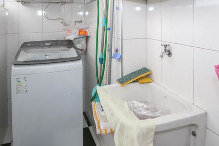 Apartamento à venda com 87m², 2 quartos e sem vagaCozinha e Área de Serviço