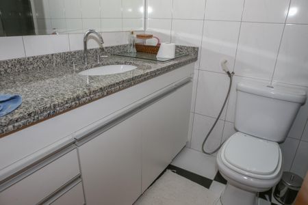 Apartamento à venda com 87m², 2 quartos e sem vagaBanheiro Social