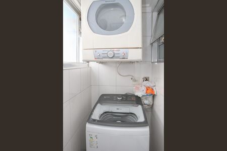 Apartamento à venda com 87m², 2 quartos e sem vagaCozinha e Área de Serviço