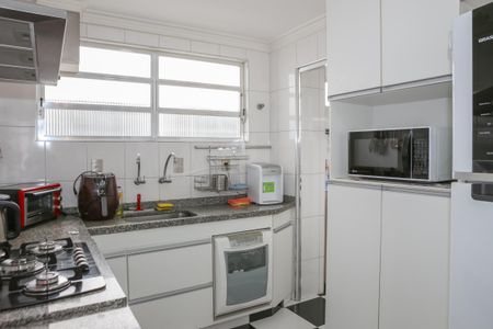 Apartamento à venda com 87m², 2 quartos e sem vagaCozinha e Área de Serviço