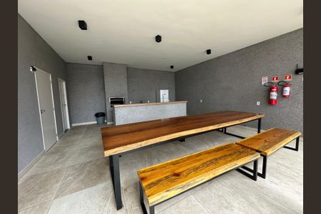 Apartamento para alugar com 70m², 2 quartos e 1 vagaÁrea comum - Churrasqueira