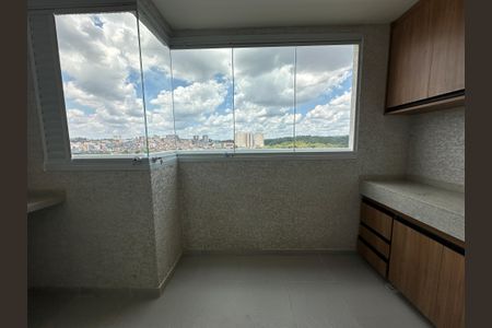 Varanda de apartamento para alugar com 2 quartos, 70m² em Vila Sul Americana, Carapicuíba
