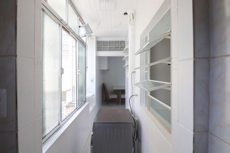 Apartamento à venda com 72m², 3 quartos e sem vagaÁrea de Serviço