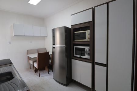 Apartamento à venda com 72m², 3 quartos e sem vagaCozinha