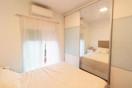 Casa à venda com 194m², 4 quartos e 4 vagas Casa à venda com 194m², 4 quartos e 4 vagasQuarto 4 - Suíte