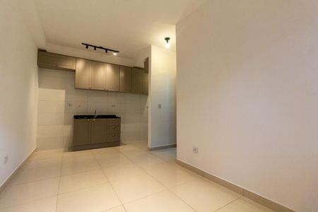 Sala e Cozinha de apartamento para alugar com 1 quarto, 31m² em Chácara Califórnia, São Paulo