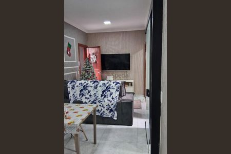 Casa à venda com 2 quartos, 44m² em Vila Carrão, São Paulo