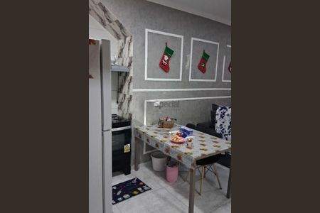 Casa à venda com 2 quartos, 44m² em Vila Carrão, São Paulo