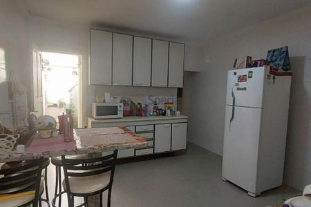 Casa à venda com 70m², 2 quartos e 1 vaga