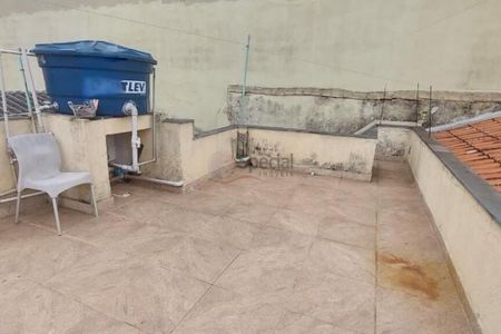 Casa à venda com 70m², 2 quartos e 1 vaga