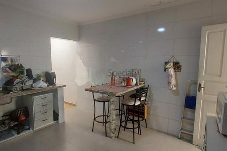 Casa à venda com 70m², 2 quartos e 1 vaga