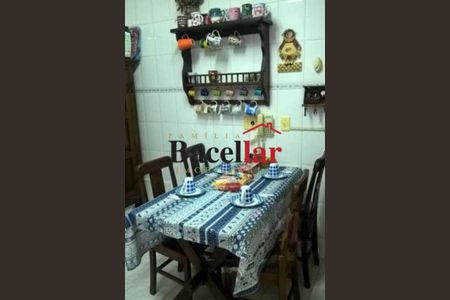 Casa de Condomínio à venda com 2 quartos, 110m² em Pechincha, Rio de Janeiro