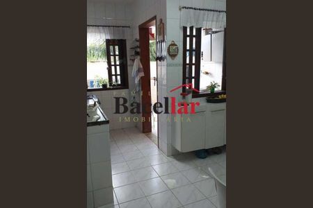 Casa de Condomínio à venda com 2 quartos, 110m² em Pechincha, Rio de Janeiro