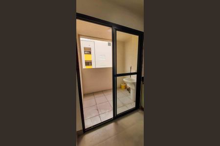 Apartamento para alugar com 36m², 2 quartos e 1 vagaÁrea de Serviço