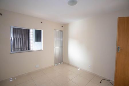 Quarto 2 de apartamento para alugar com 2 quartos, 58m² em Santa Catarina, São Gonçalo